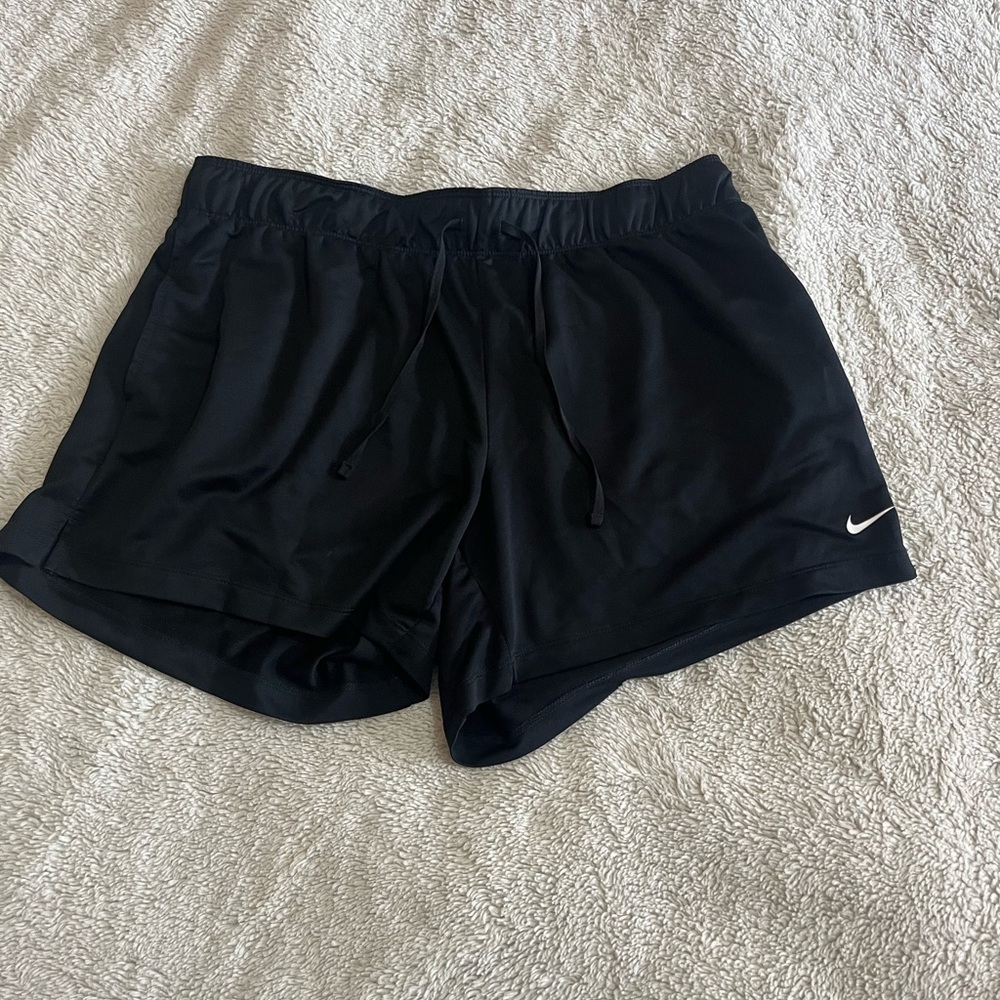 Nike Women’s Large Dri-FIT Athletic Shorts NWOT Moisture Wicking